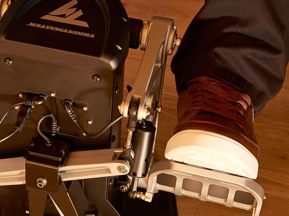 thrustmaster tpr pendular rudder pedals Thrustmaster - TPR Rudder System - FlightsimWebshop